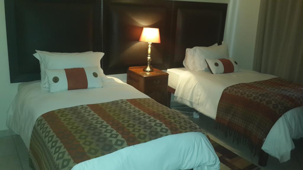 Magaliqua Guest House Noordheuwel Rum bild