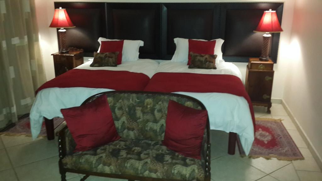 Magaliqua Guest House Noordheuwel Rum bild
